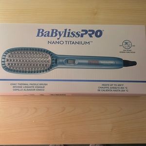 Babyliss Pro nano titanium ionic thermal paddle brush heats up to 400 f